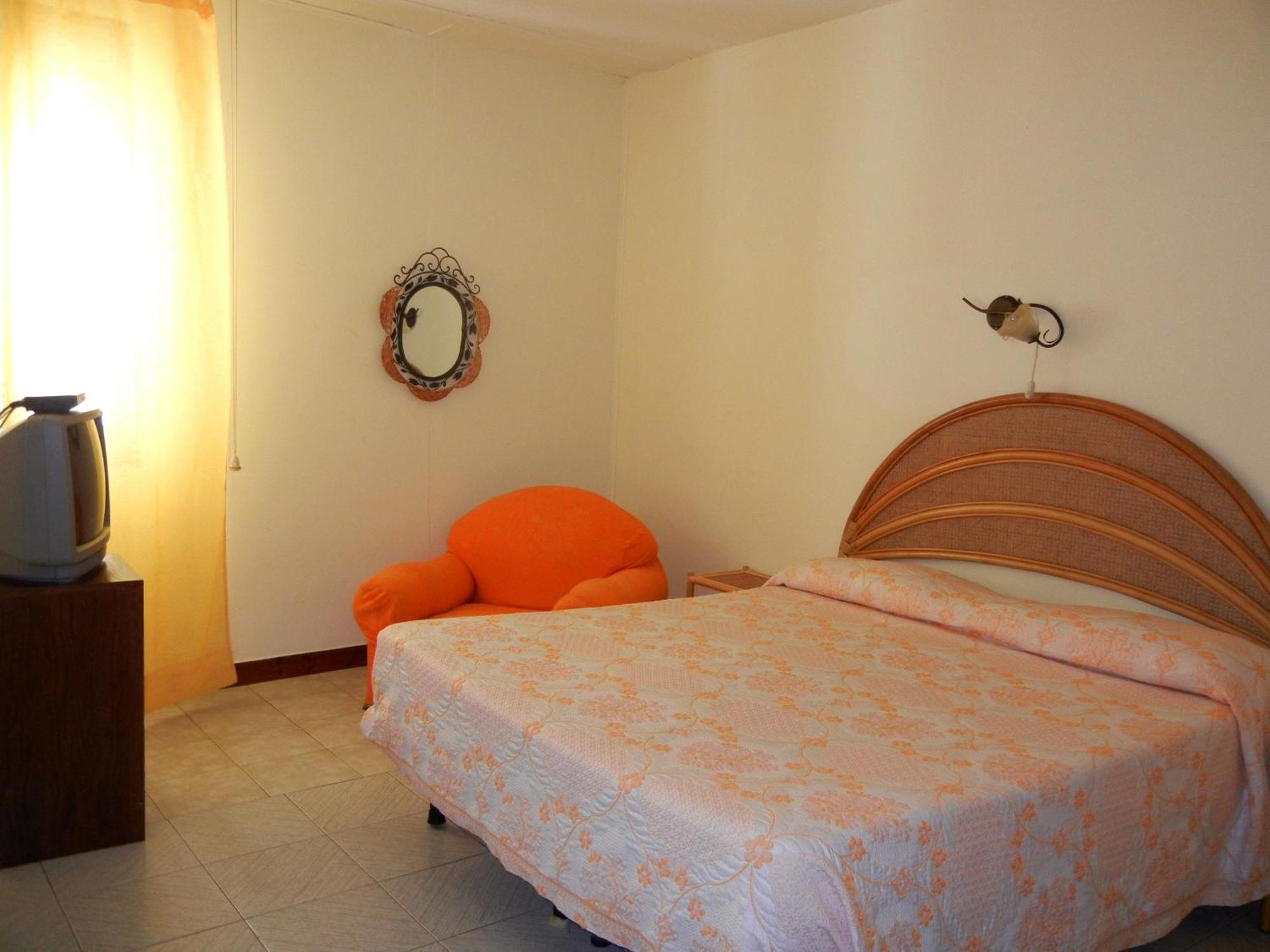 B&B La Pineta Ρέτζιο ντι Καλάμπρια Εξωτερικό φωτογραφία