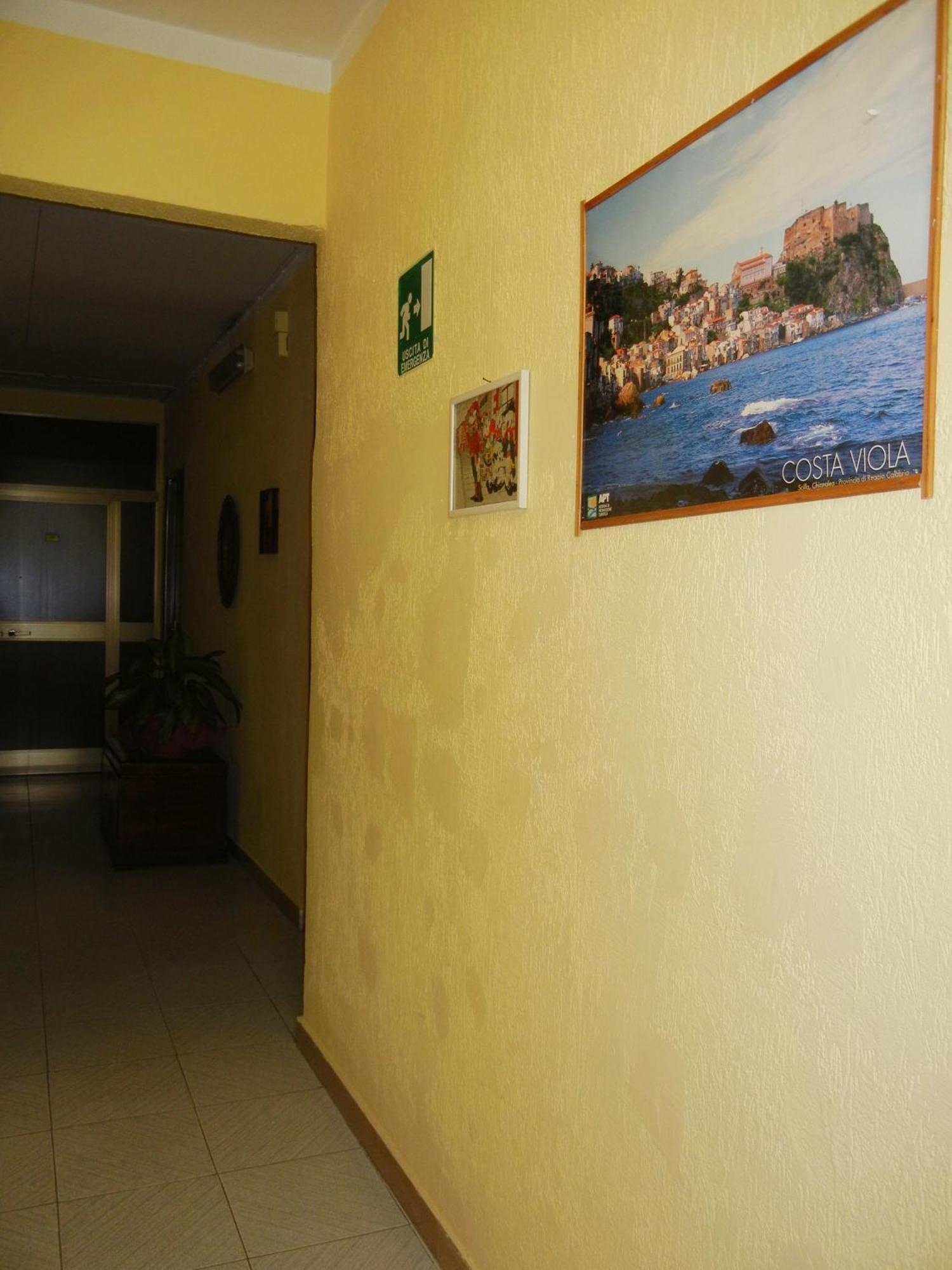 B&B La Pineta Ρέτζιο ντι Καλάμπρια Δωμάτιο φωτογραφία